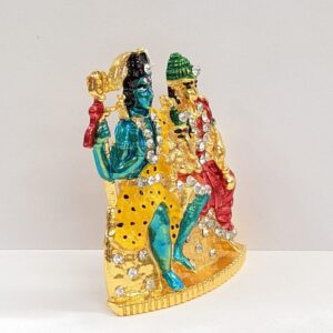 Image of Car dashboard Idol of Shiv parivar