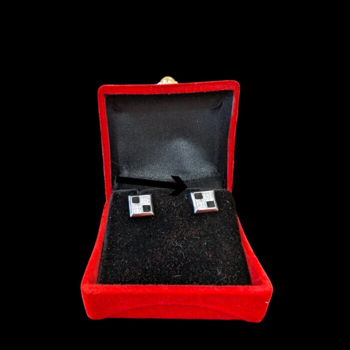 Gift Box packaging of the 925 Sterling Silver Studs