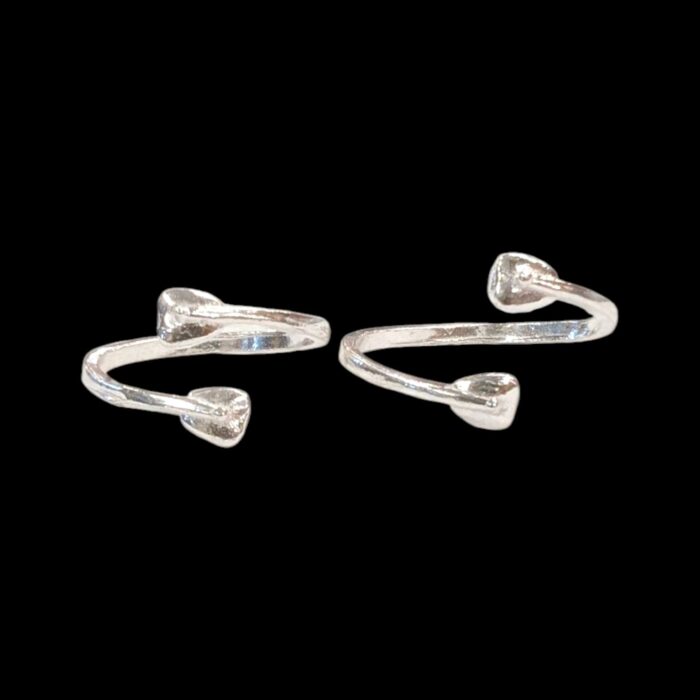 Pair of Sleek Silver Toe Rings