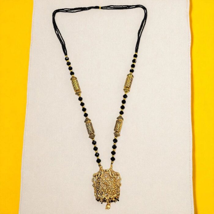 Full view of the elegant Mangal sutra Necklace