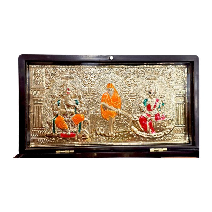 Close up of the top panel of Shirdi Sai baba gift Box
