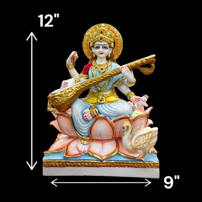 Dimensions of Saraswati murti on a lotus