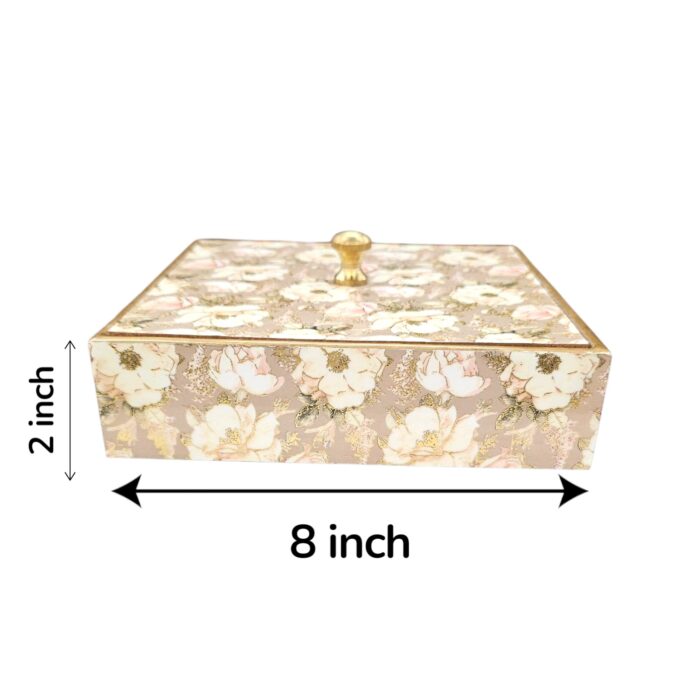 Dimensions of the dry fruit box