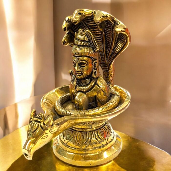 PXL_20251027_211840238 (1).jpg Nandi Shivling Brass Statue | Shiva lingam with Nagraj in Brass - Image 1