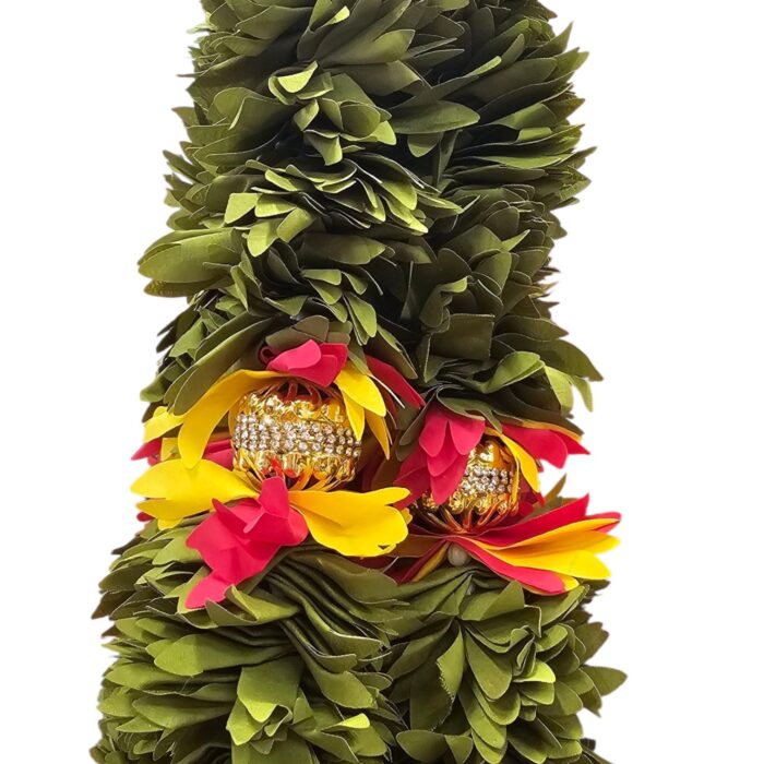 Close up of fabric lotus strings