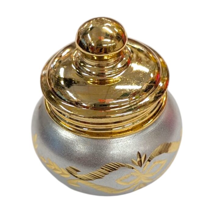 Top profile view of silver trinket box | chandi ki dabbi Top profile view of silver trinket box | chandi ki dabbi