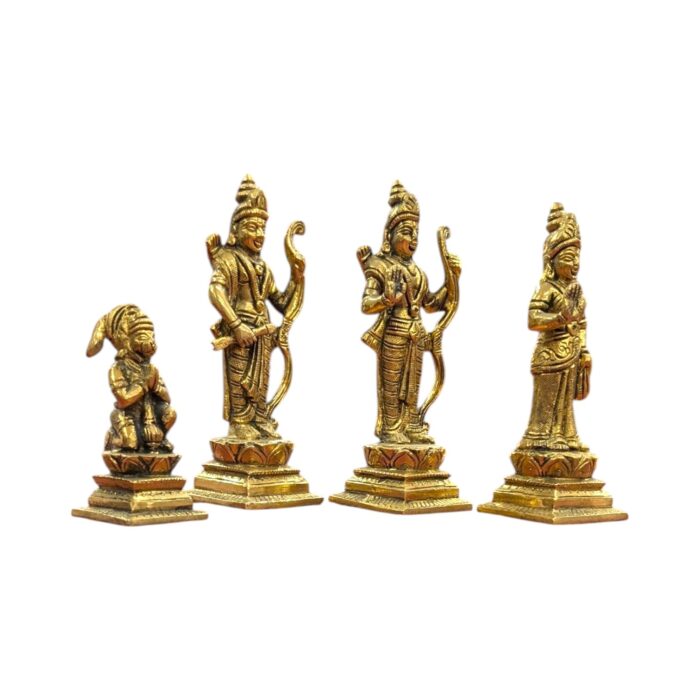 Side profile view of Ram Darbar Idol set