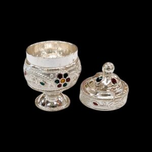 Silver kumkum container with lid