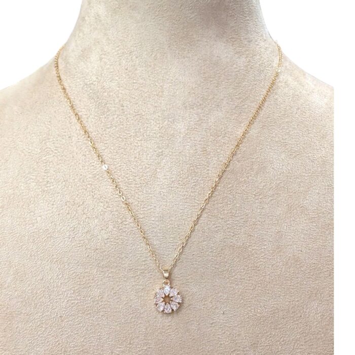 Metal chain pendant necklace - GB - Image 3