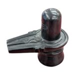 Side profile view of Black shivling