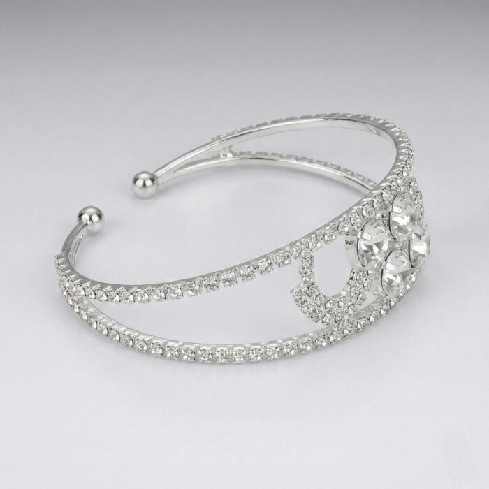 Side profile view of the Ad stone silver finish bracelet