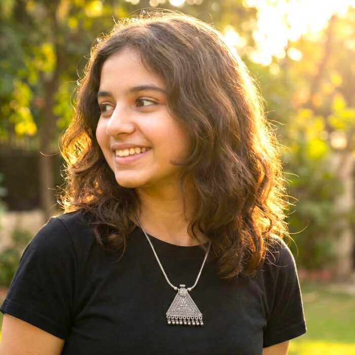 Oxidized Pendant chain necklace - Image 2