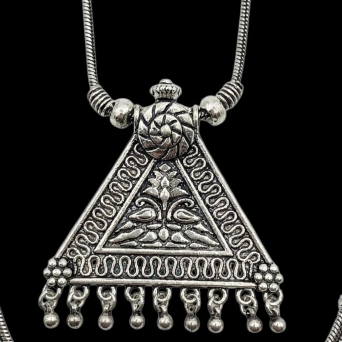 Oxidized Pendant chain necklace - Image 3