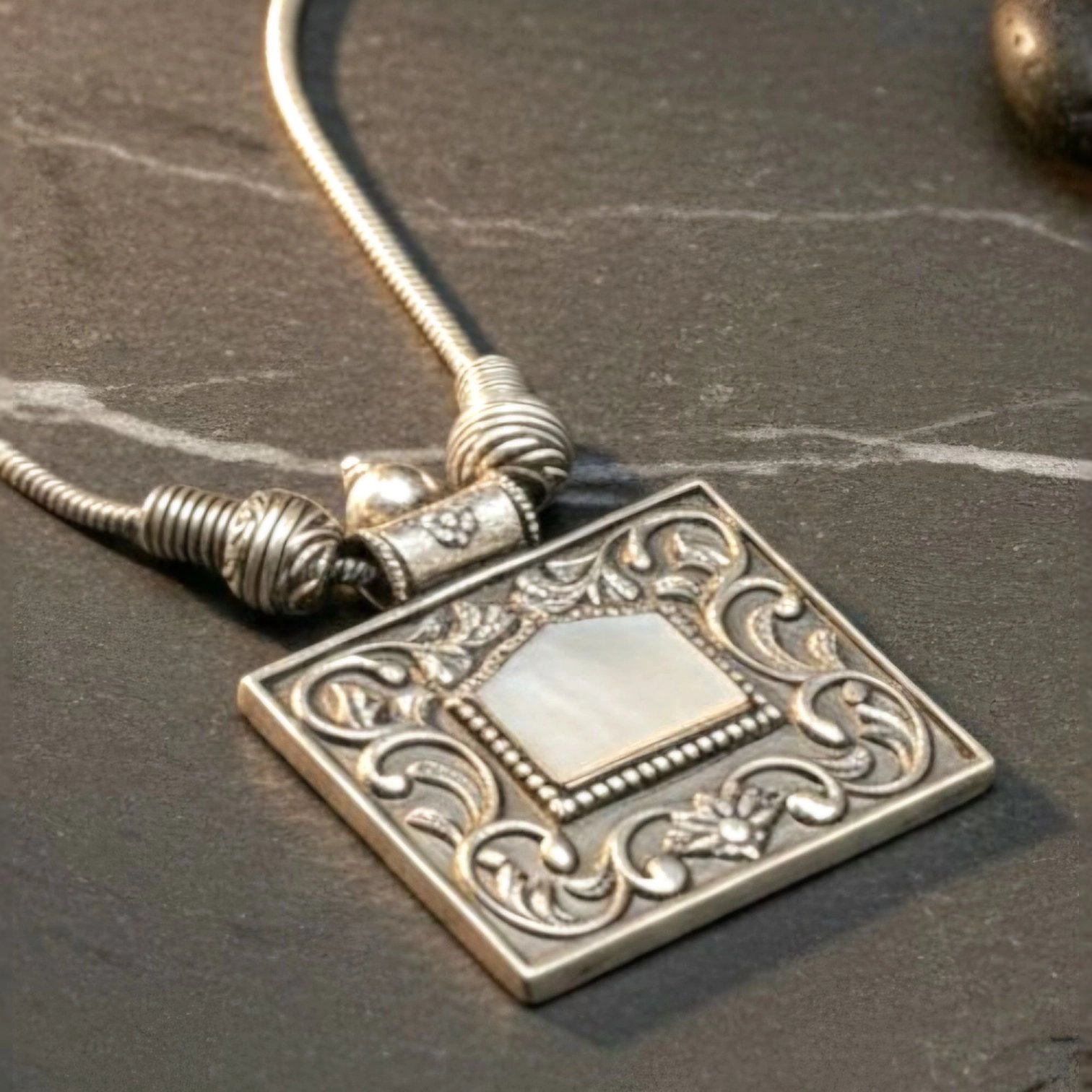 1769461514315.webp Oxidized Pendant chain necklace - Image 1
