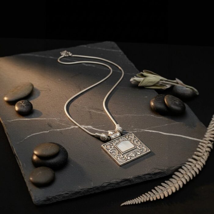 Oxidized Pendant chain necklace - Image 6