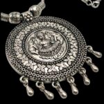 Oxidized Pendant chain necklace