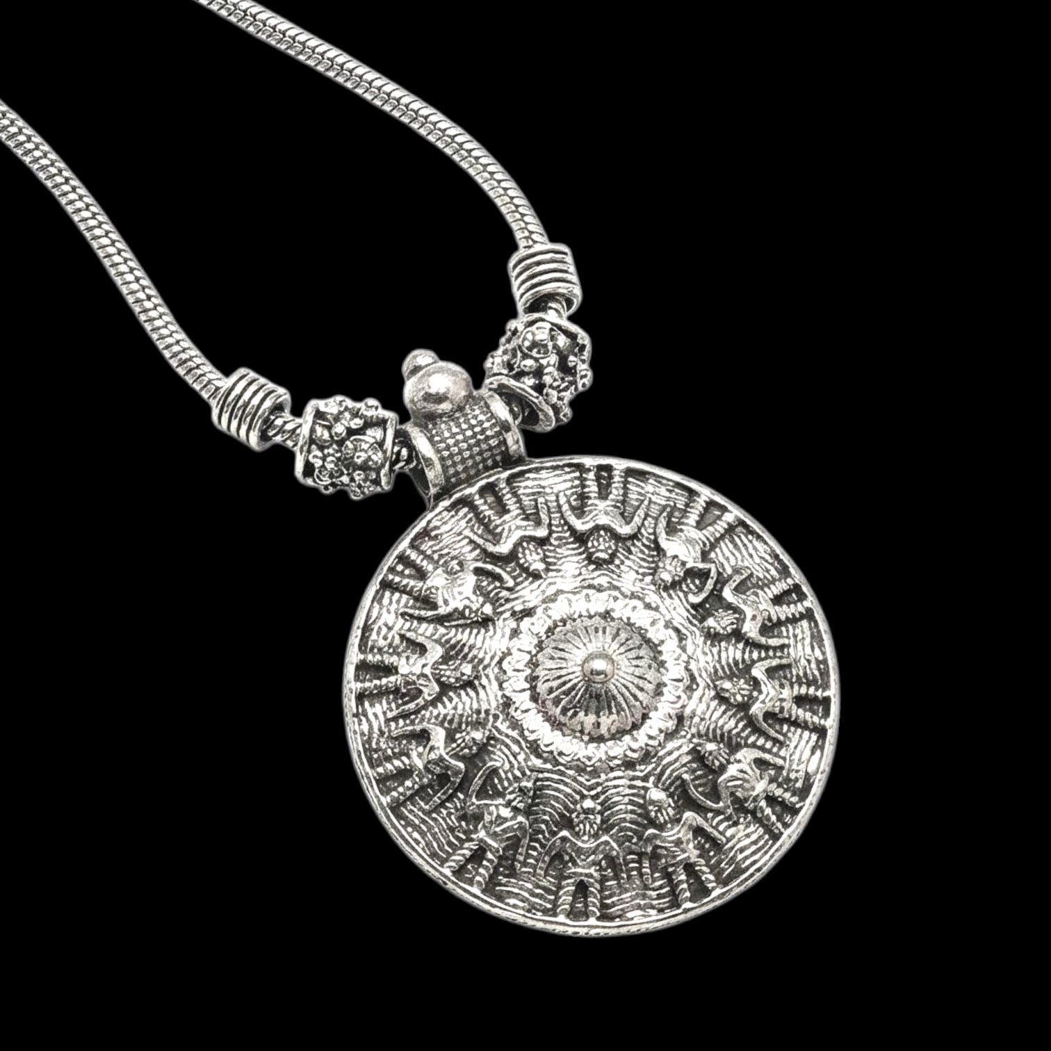 1769466301865 (1).webp Oxidized Pendant chain necklace - Image 1