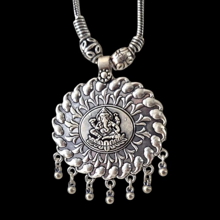 Oxidized Pendant chain necklace - Image 6