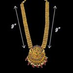 Golden antique Temple Necklace Set - Image 5
