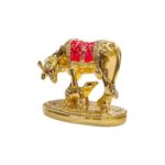 Side profile view of Cow and calf idol - Kamdhenu Statue