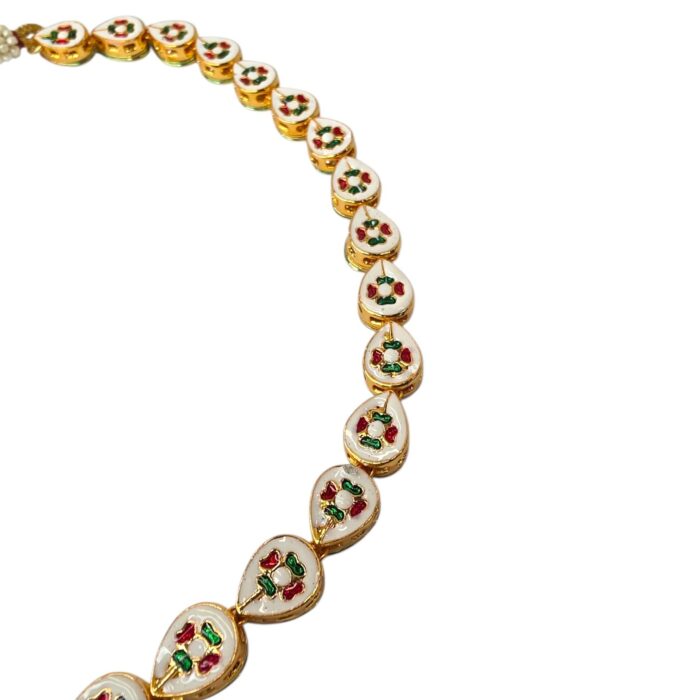 Elegant Polki Kundan necklace with matching earrings