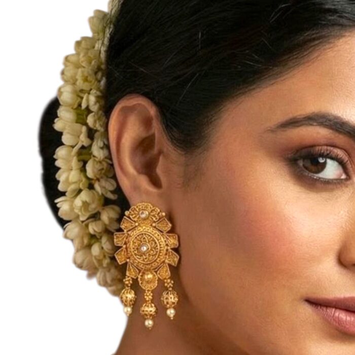 Ethnic golden matte jewelry set for women