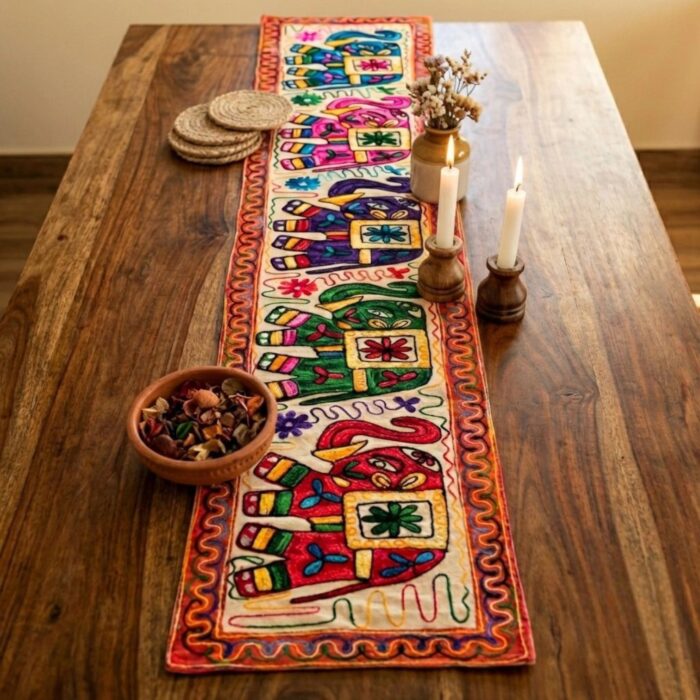 Table Runner - Wall decor - Embroidery - Elephant - Image 6