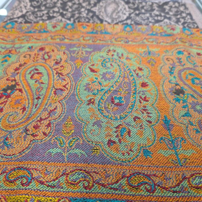 Thread embroidered faux pashmina stole 28 x 78 inches