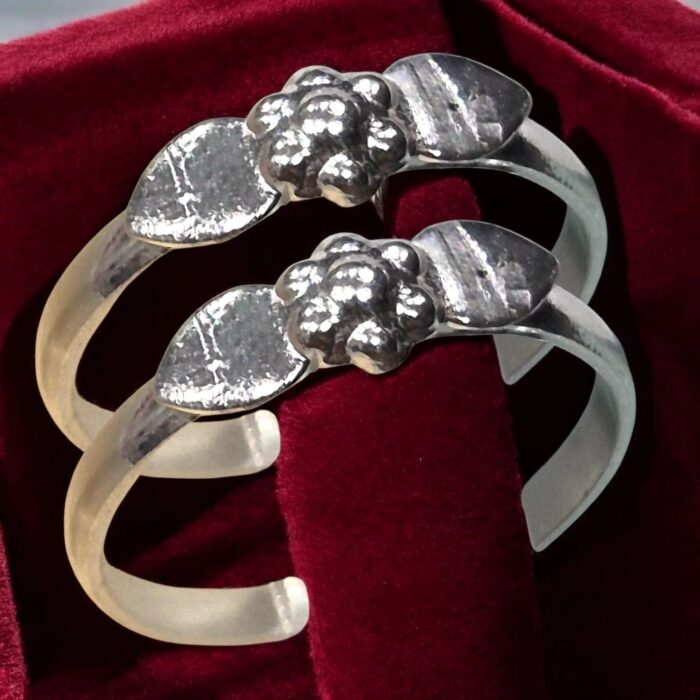 Pair of Pure Silver Toe Rings | Adjustable Toe rings - Image 3