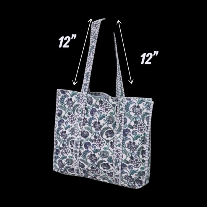 Lightweight cotton tote bag for daily use