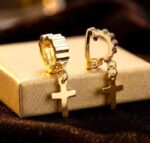 Pair of Gold plated Cross Clip Earrings - Men - Image 4