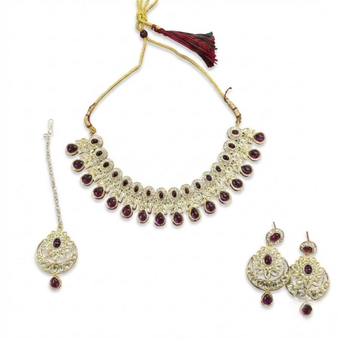 Ethnic Jewelry - Kundan Necklace set with matching earrings and Maang tikka