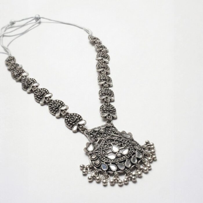 Silver antique Necklace Set with Kundan stones - Image 3
