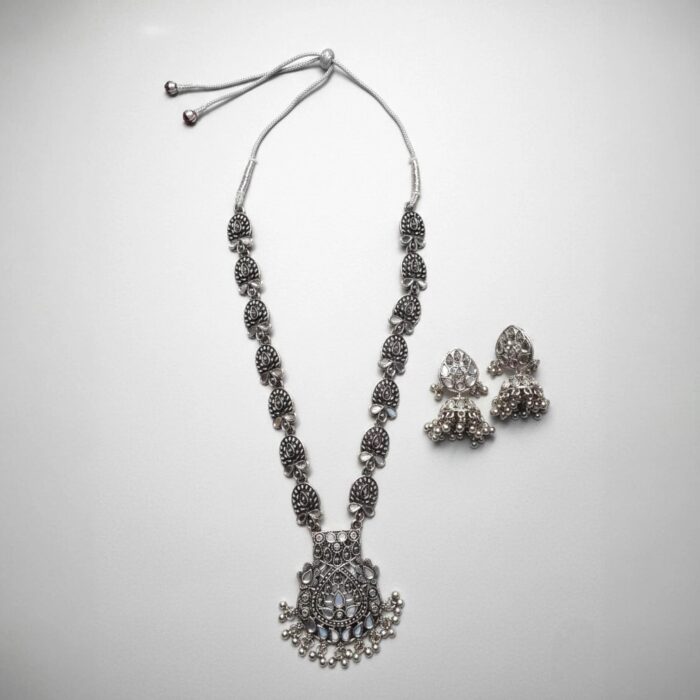 Silver antique Necklace Set with Kundan stones - Image 2