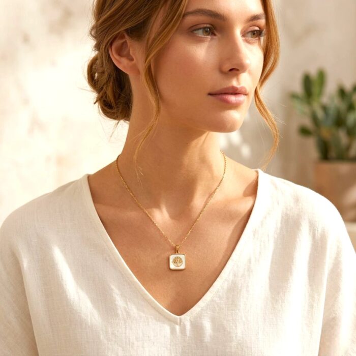 Metal chain pendant necklace - Image 2