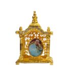 Guruji in Mandir Stand