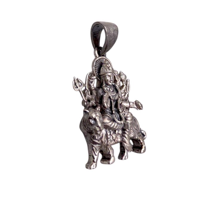 Side profile view of Mata rani silver pendant
