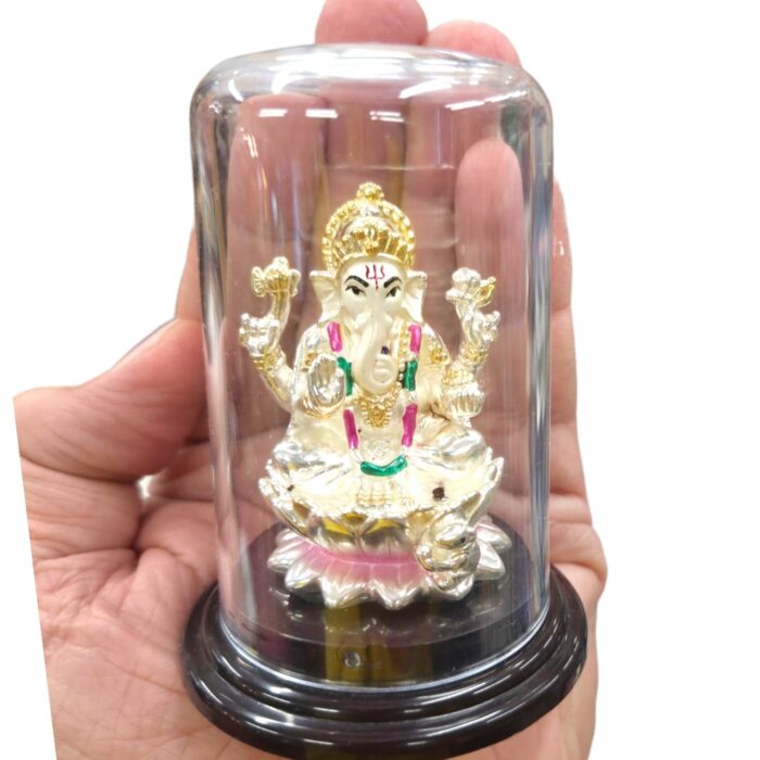 Actual feel of the Silver Ganesh Statue in an Adult Hand
