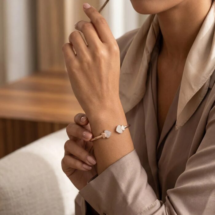 Make your everyday look stand out with this rose gold finish bracelet