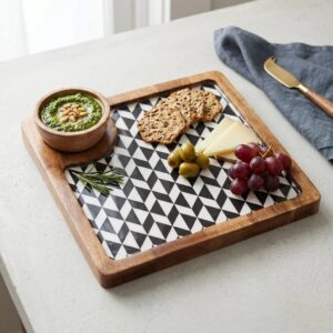 Stylish wooden platter for serving cheese, snacks and more | Perfect for serving hot snacks like pakora, kababs and more