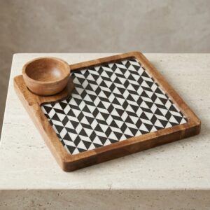 Stylish wooden platter for Chips and Dips