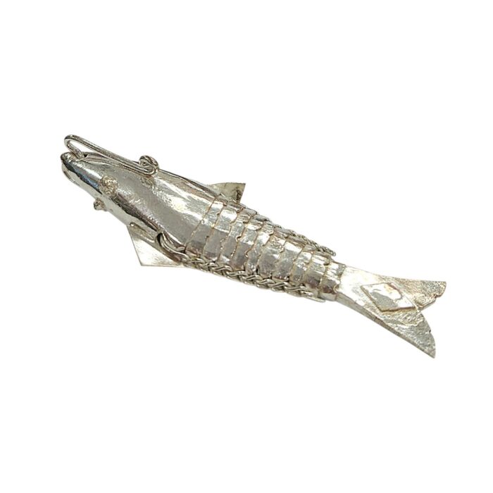 Divine Pure Silver Fish for Pooja & Vastu - 9cm - Image 3