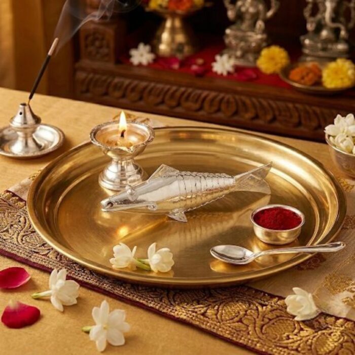Divine Pure Silver Fish for Pooja & Vastu - 9cm - Image 2