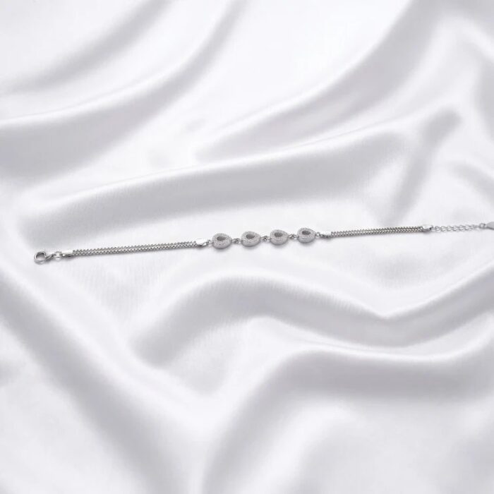 Anti tarnish silver bracelet with zirconia stones