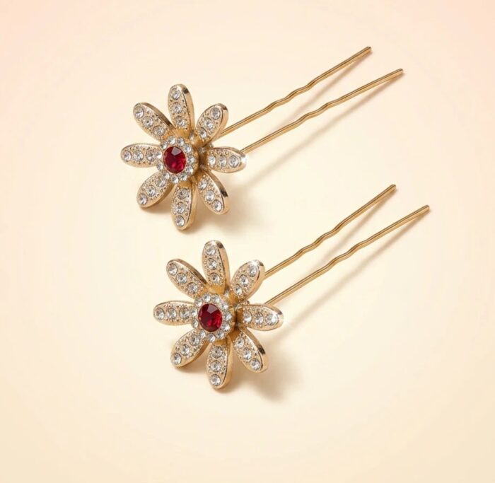 Perfect Juda pin to match your ethnic wear