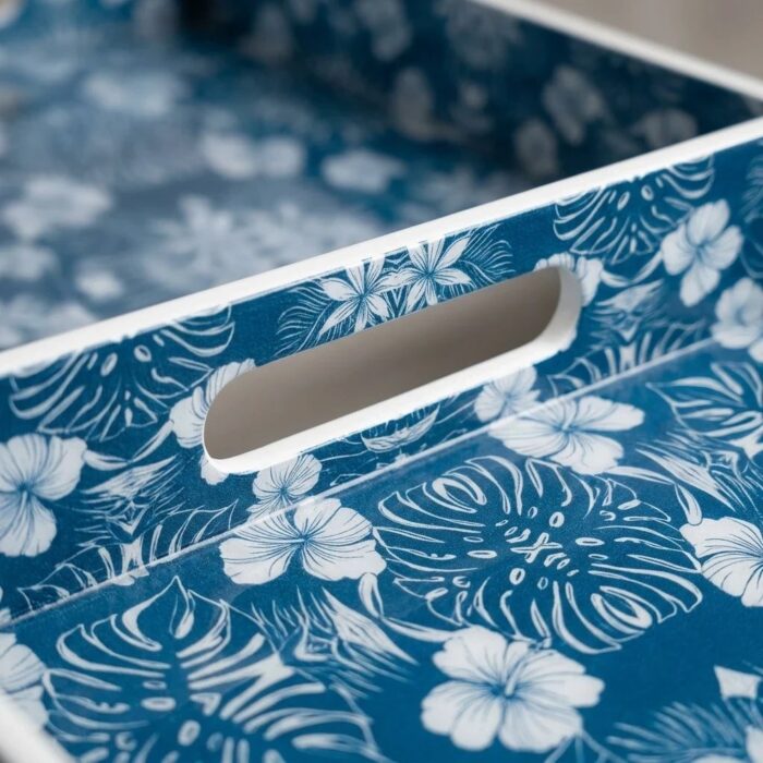 Close up shot for the Tray