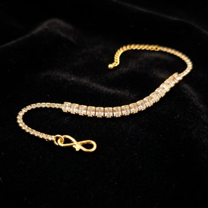 Smart fashion Jewelry - Everyday wear Bracelet for women