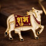Close up of the Shubh Labh hanging