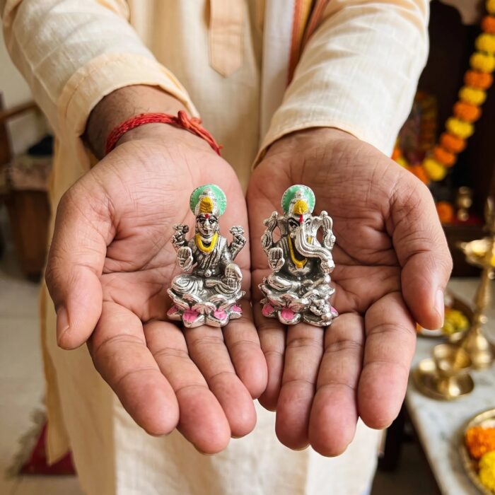 Pure Silver Lakshmi Ganesha Idol Pair - 4cm - Image 5